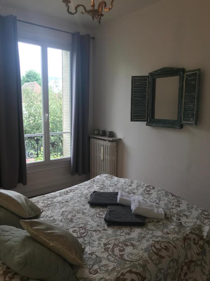 Maison En Pierre De Taille Le Raincy Esterno foto