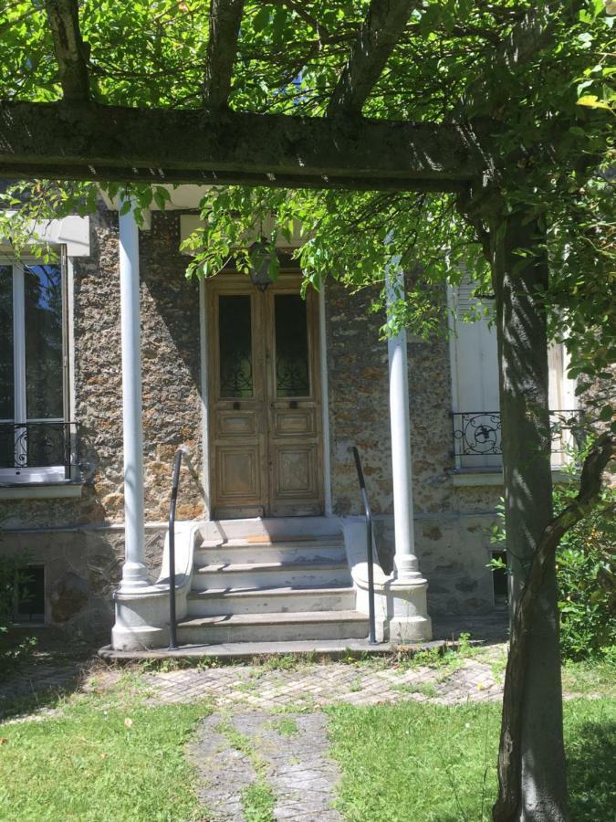 Maison En Pierre De Taille Le Raincy Esterno foto